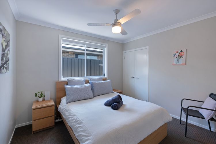 Charis by the Bay – 4 bedrooms – 5 mins to beach