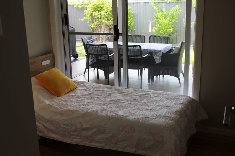 Charis by the Bay – 4 bedrooms – 5 mins to beach