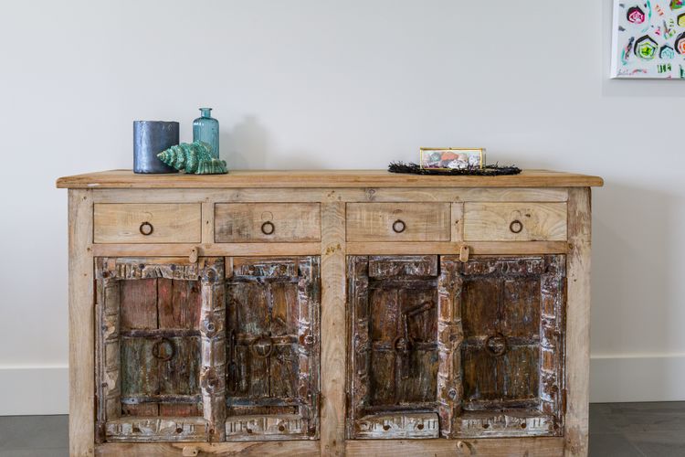 Ishtar Apartment 10- Water Views