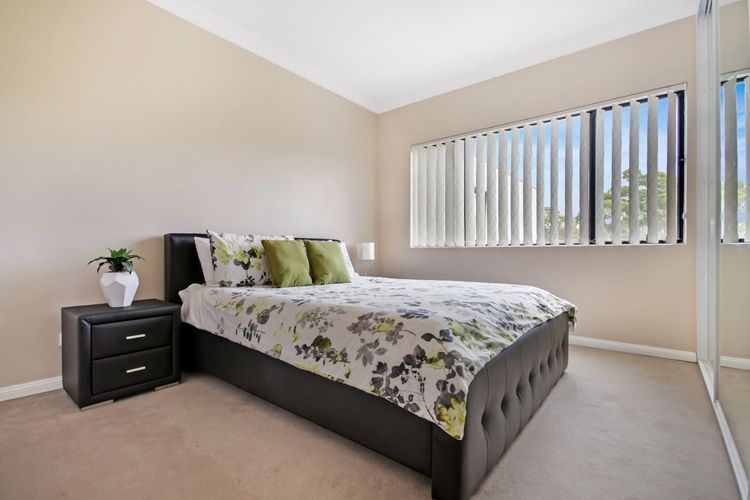 Duplex by the Sea by Book Jervis Bay