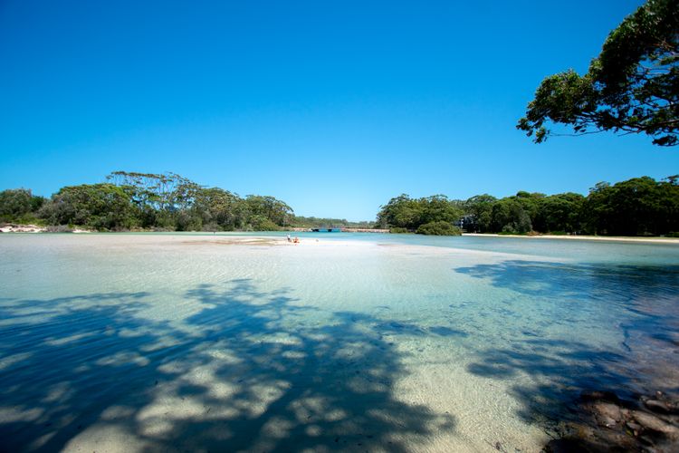 Duplex by the Sea by Book Jervis Bay
