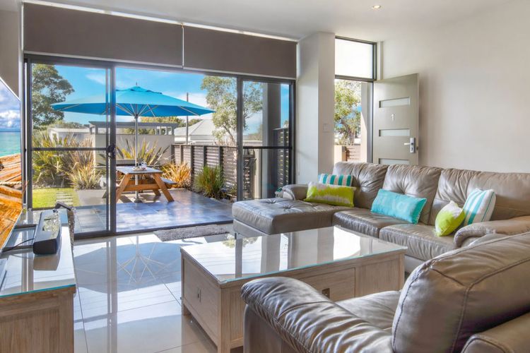 Interlude Apartment by Book Jervis Bay