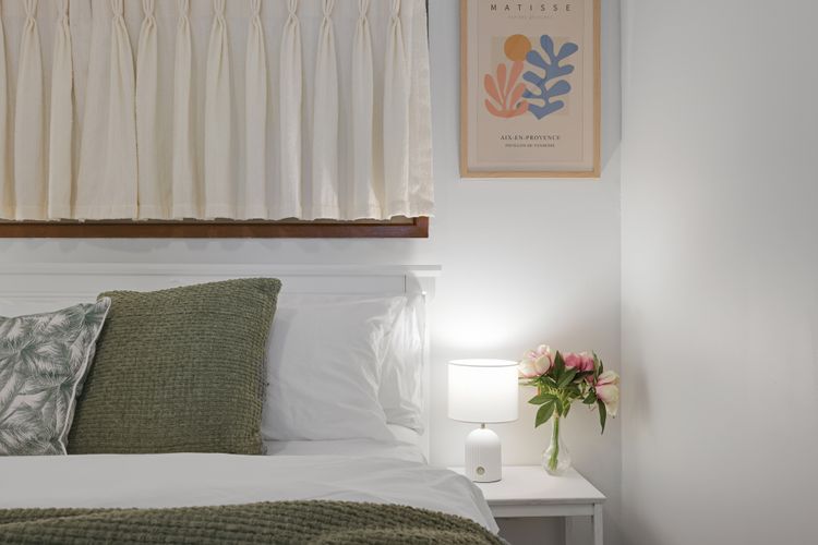 Vincentia Beach Bungalow: Your Coastal Escape