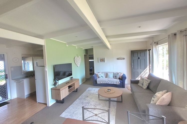 Waterfront Retreat Getaway Kayaks, Bikes, Fast Wi-Fi and more…