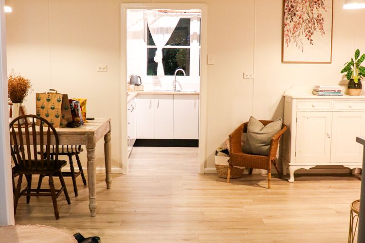 The Old Cottage – Country Couples Retreat