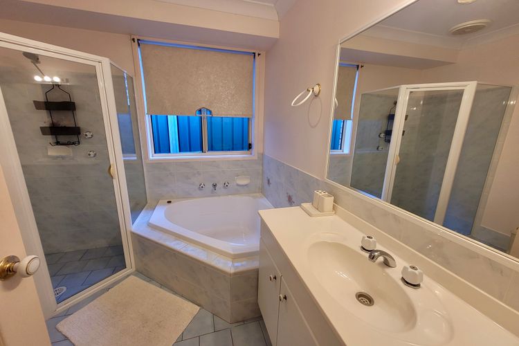 Gregory’s Place – Amazing Family Home In Vincentia