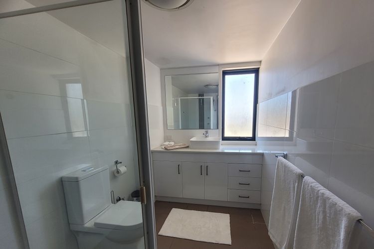 Holiday In Husky – 2 Bedroom Apartment located in the centre of town