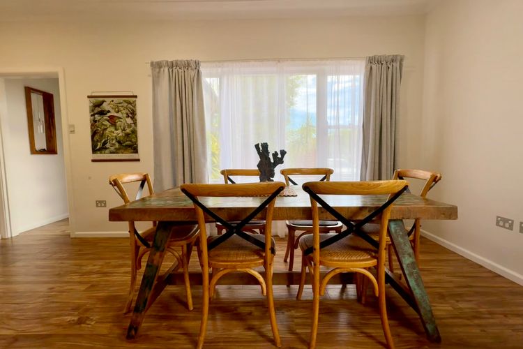 Dusky Whaler – Pet Friendly