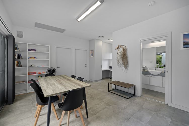 Secret Sanctuary On Seagrass – Luxury Coastal Retreat in Jervis Bay