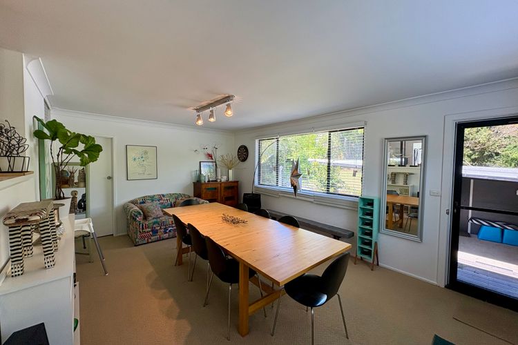 Shack No. 5  A Quirky, Retro Beach Escape in Jervis Bay!