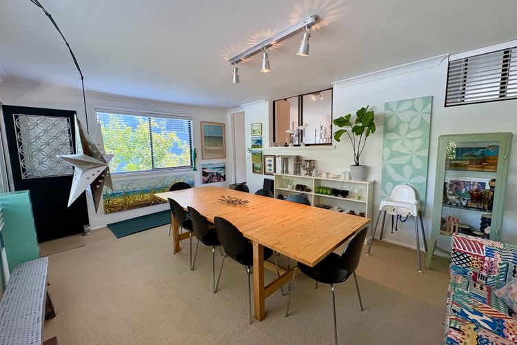 Shack No. 5  A Quirky, Retro Beach Escape in Jervis Bay!