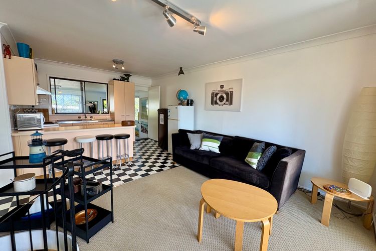 Shack No. 5  A Quirky, Retro Beach Escape in Jervis Bay!