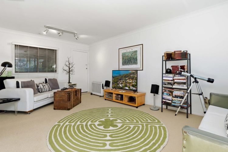 Shack No. 5  A Quirky, Retro Beach Escape in Jervis Bay!