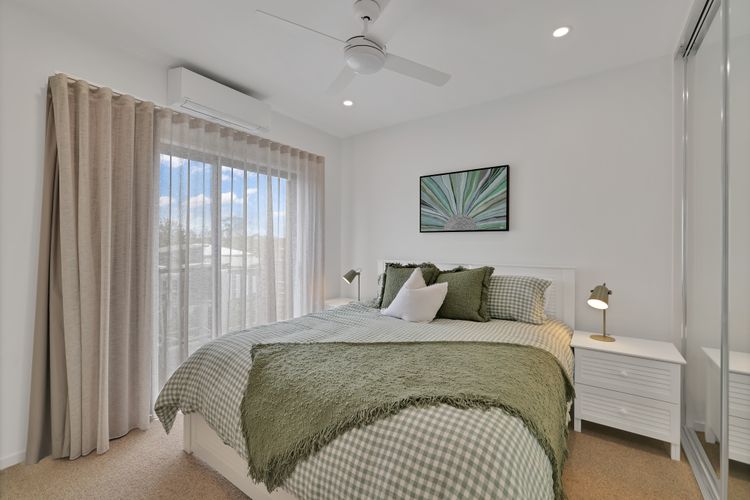Waves – Luxury 3 Bedroom Apartment walk to everything