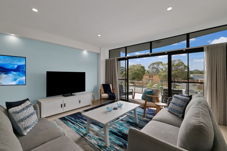 Waves – Luxury 3 Bedroom Apartment walk to everything