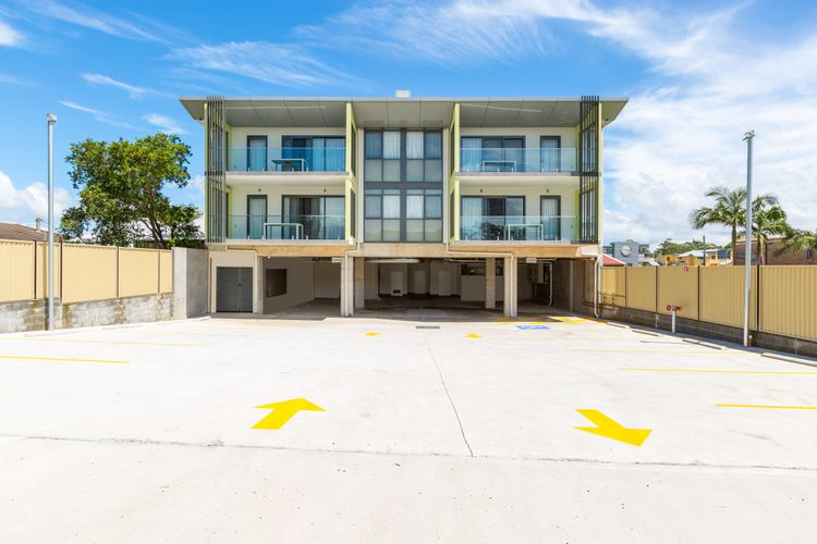 Ishtar Apartment 9- Best Water Views