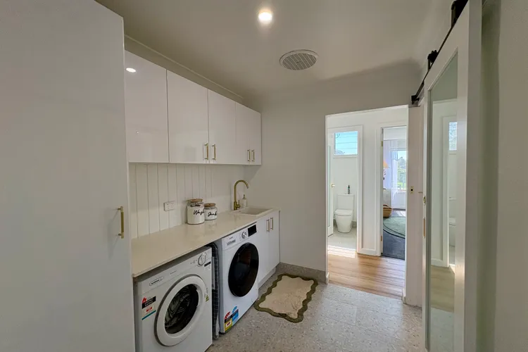 Cooinda on the Green – Your Happy Place!  Golf Course Retreat with Kangaroo Views