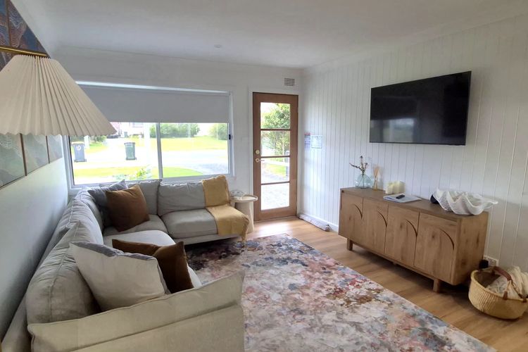 Cooinda on the Green – Your Happy Place!  Golf Course Retreat with Kangaroo Views