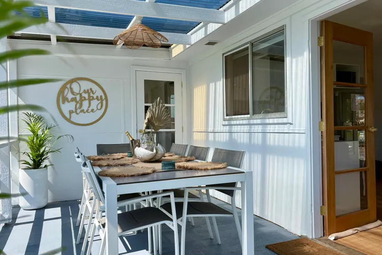 Cooinda on the Green – Your Happy Place!  Golf Course Retreat with Kangaroo Views