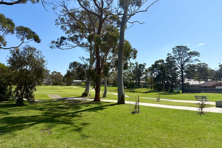 Cooinda on the Green – Your Happy Place!  Golf Course Retreat with Kangaroo Views