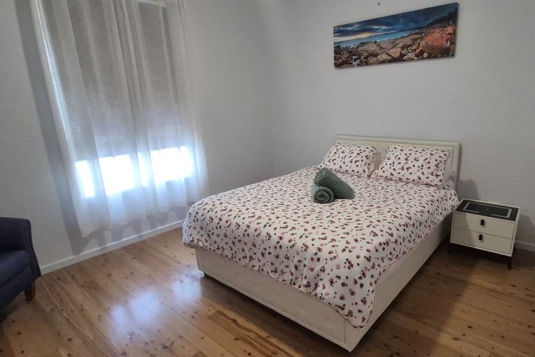 Seabreeze Cottage – Cosy Couples Retreat Stay by the Beach