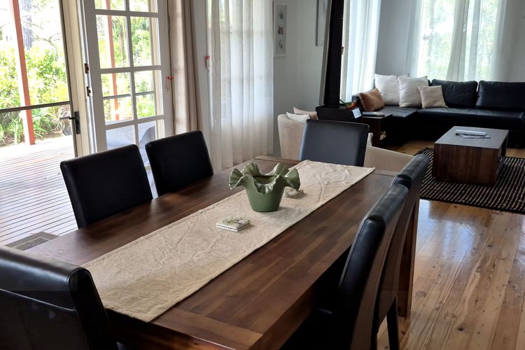 Seabreeze Cottage – Cosy Couples Retreat Stay by the Beach