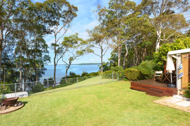 Stargazer Cottage Waterfront Reserve with Private Studio