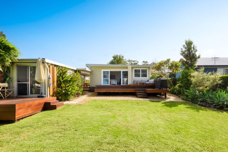 Stargazer Cottage Waterfront Reserve with Private Studio