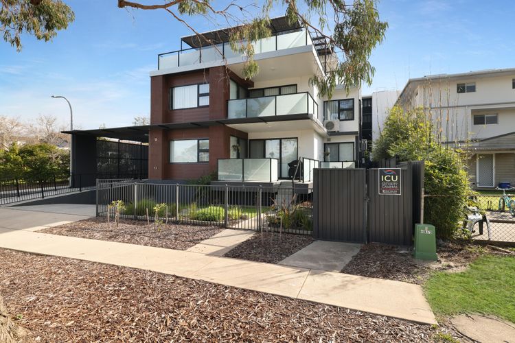 Husky Beach Pad – Walk to the beach