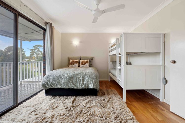 Berry Beach House – Spacious Dual Living Retreat in Vincentia
