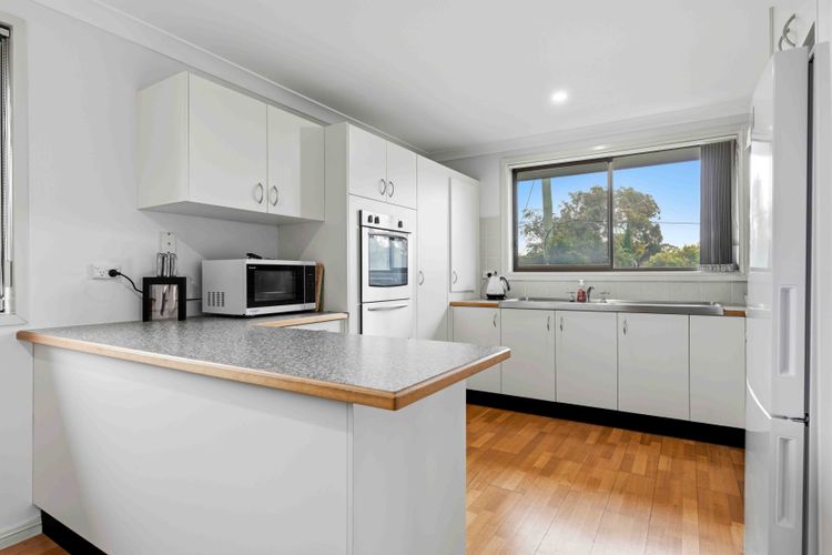 Berry Beach House – Spacious Dual Living Retreat in Vincentia