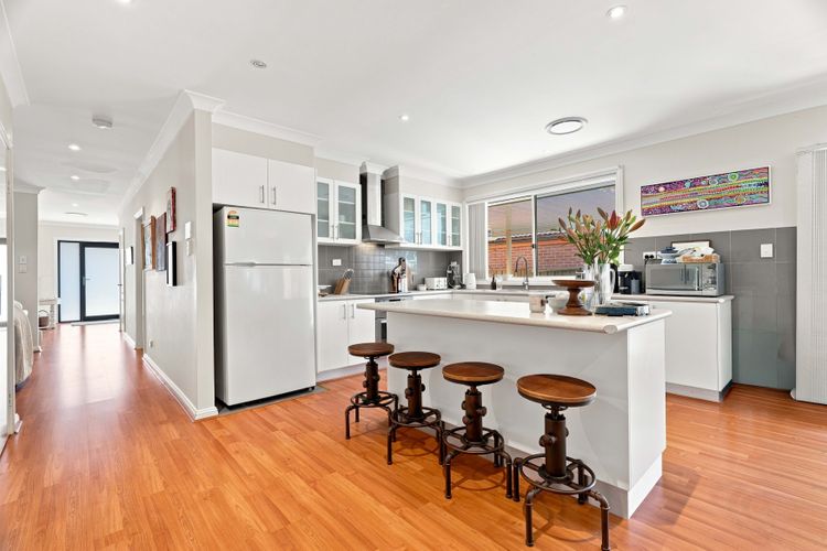 The Sanctuary House By Book Jervis Bay