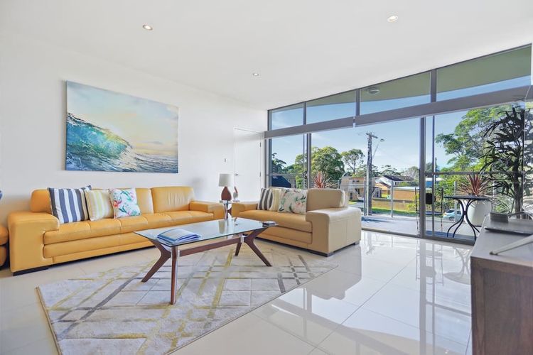 Aqua Shores 3 Bedroom –  Newly renovated with WIFI, Linen, Netflix and AC