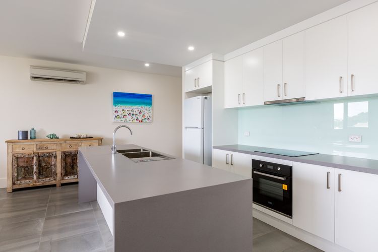 Ishtar Apartment 4- Best Water Views