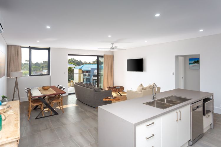 Ishtar Apartment 4- Best Water Views