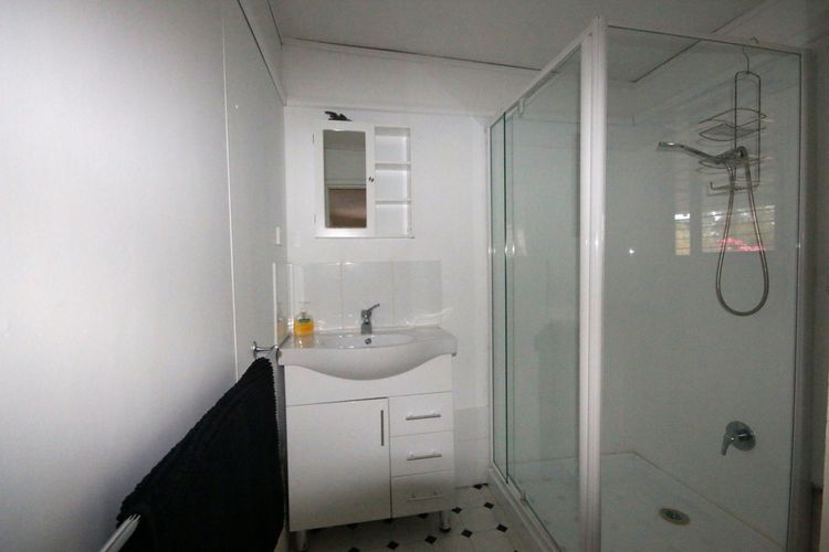 By The Water – Sanctuary Point , NSW – PET FRIENDLY