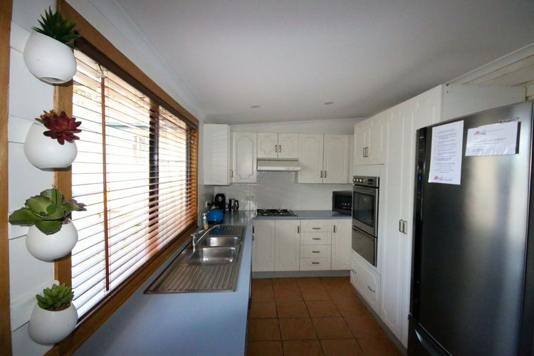 By The Water – Sanctuary Point , NSW – PET FRIENDLY