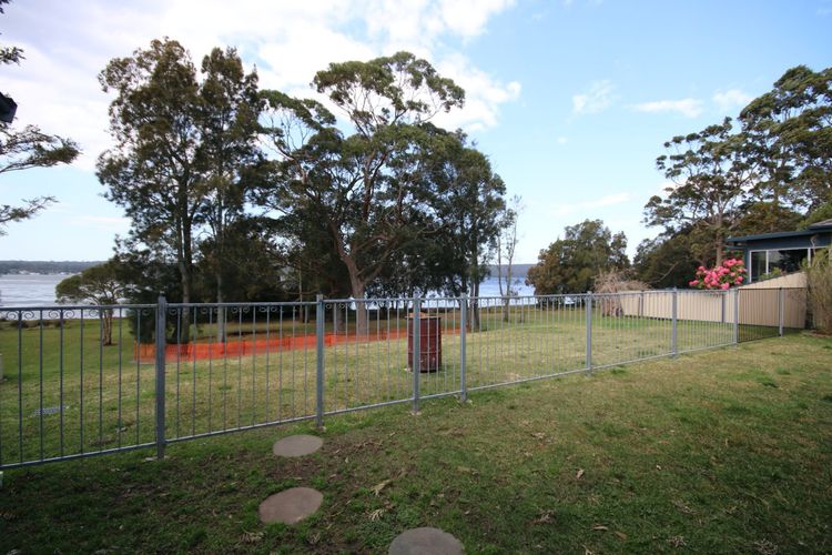 By The Water – Sanctuary Point , NSW – PET FRIENDLY