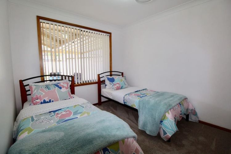 Coastal Getaway – Free WIFI, linen & GAMES ROOM