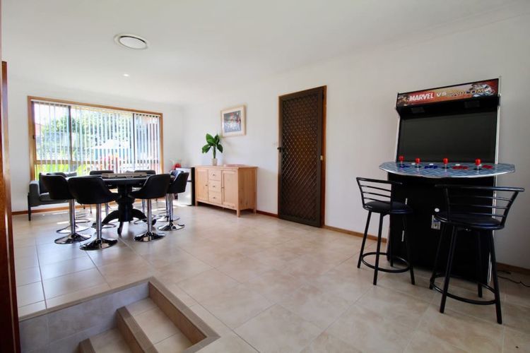 Coastal Getaway – Free WIFI, linen & GAMES ROOM