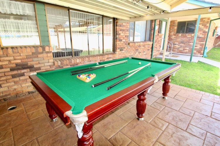 Coastal Getaway – Free WIFI, linen & GAMES ROOM