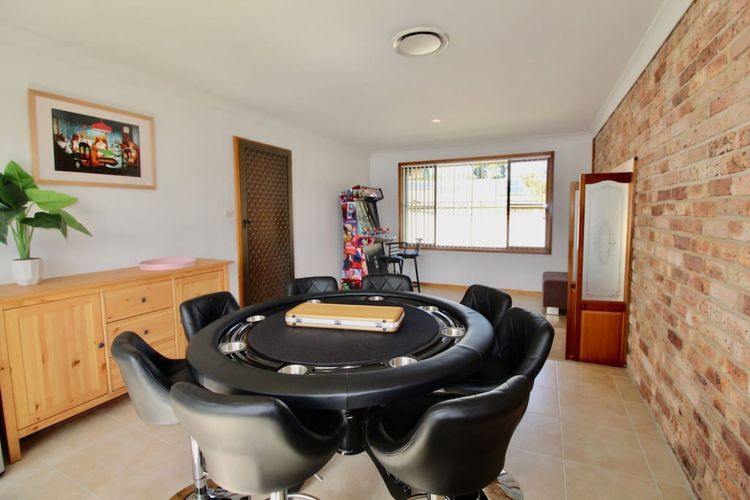 Coastal Getaway – Free WIFI, linen & GAMES ROOM