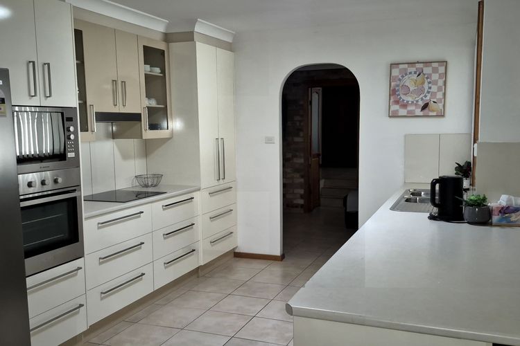 Coastal Getaway – Free WIFI, linen & GAMES ROOM