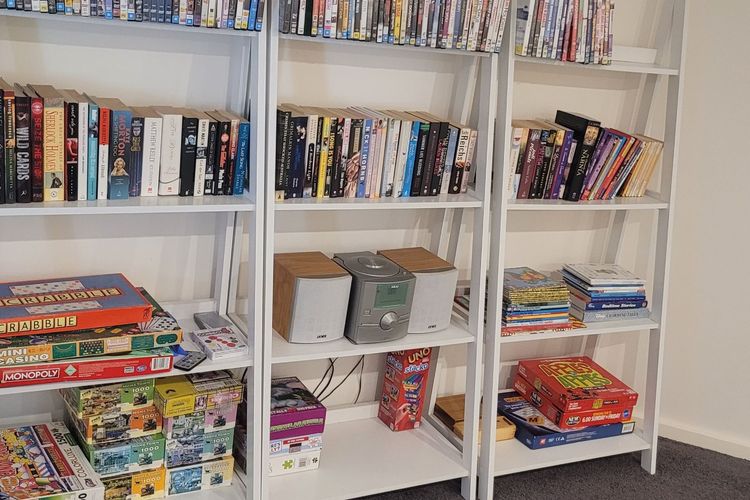 Home and Away – GOLF COURSE VIEWS – Ducted Air Conditioning