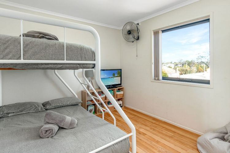 Husky Oasis – CENTRE OF HUSKISSON –