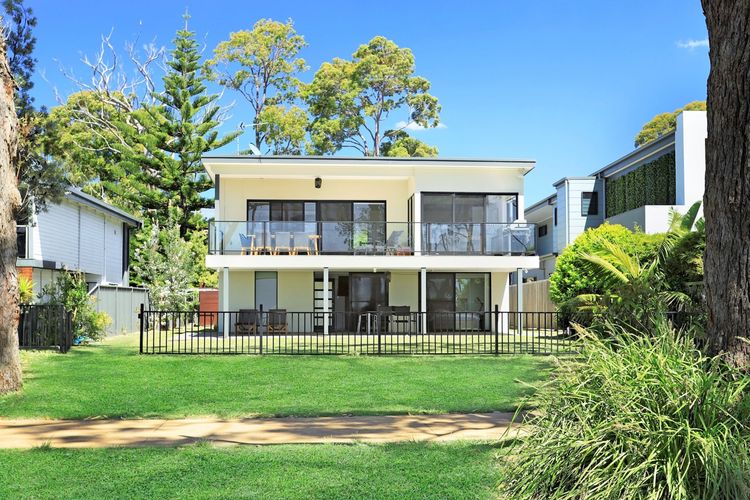 Beachfront Haven On Collingwood Beach