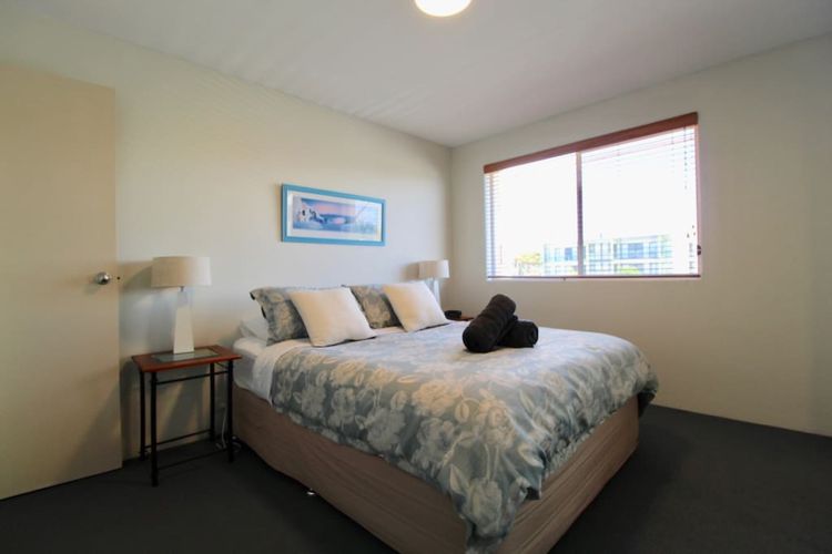 SIMPLY THE BEST by Book Jervis Bay Waterviews over the park