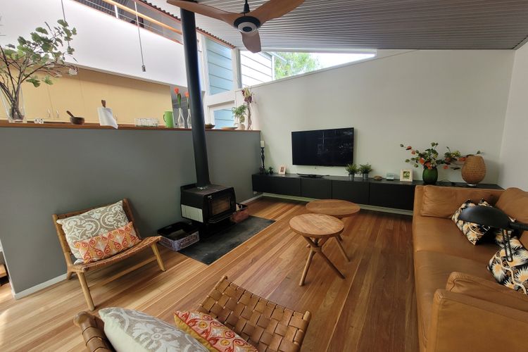 KURRUMBIN! – Vincentia FREE WIFI, FREE LINEN, 300m From the beach