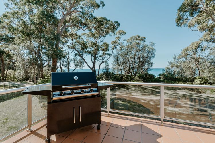 Mana Magic – Beach Access on your Doorstep!