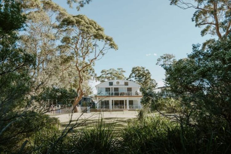 Mana Magic – Beach Access on your Doorstep!